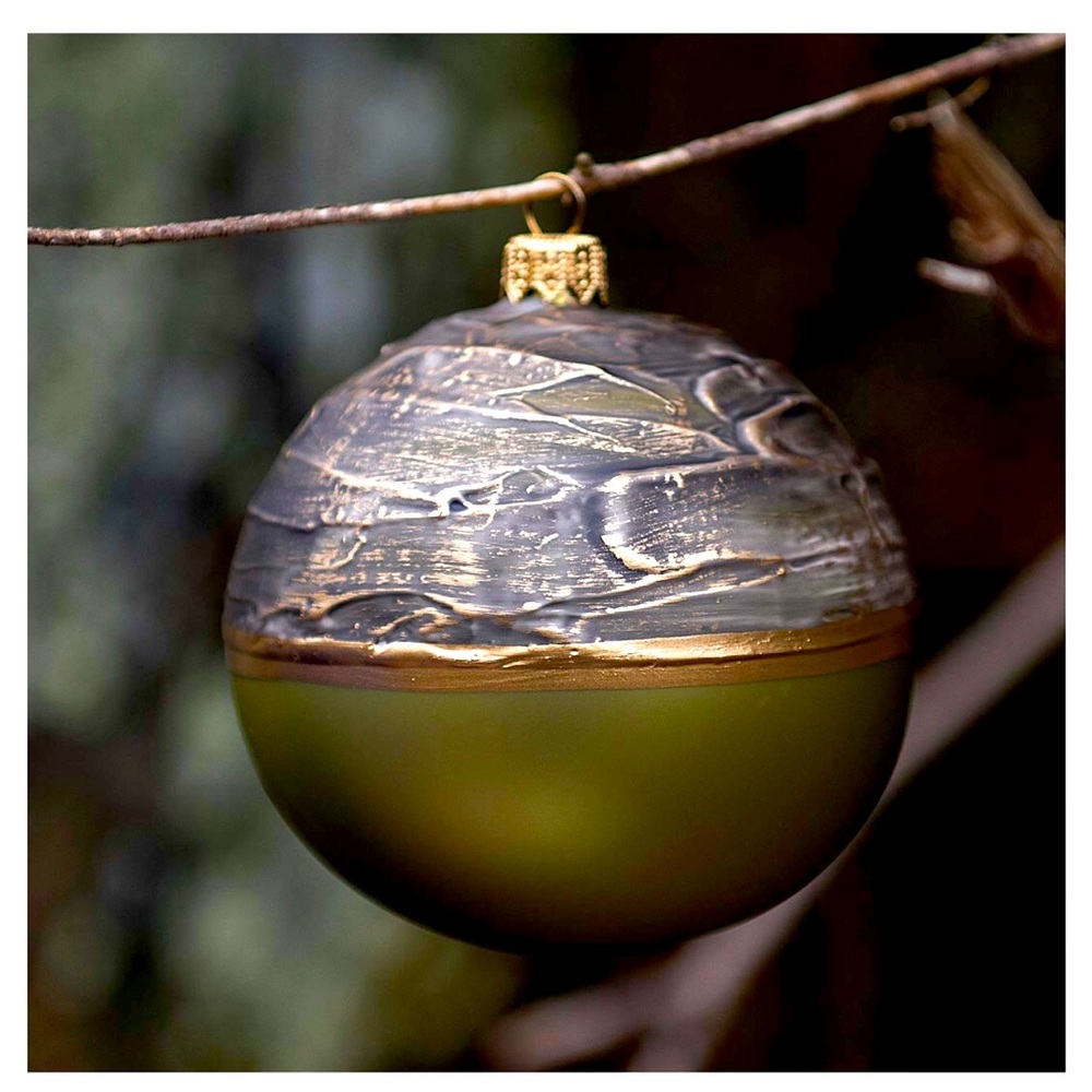 Sale: NIB Set of 4 Moss Green Metallic Ornament